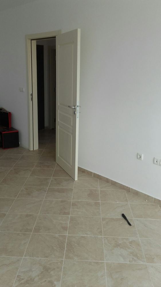 Двустаен апартамент с гледка море директно от строител