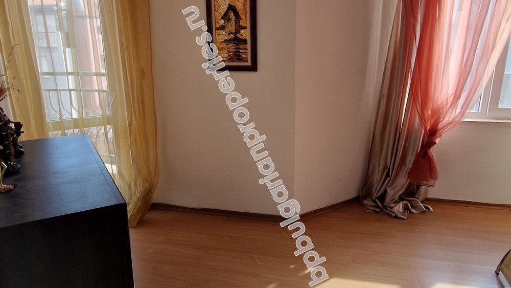 Голям двустаен апартамент с паркомясто в жилищна сграда в Равда Голям двустаен апартамент с паркомясто в жилищна сграда в Равда