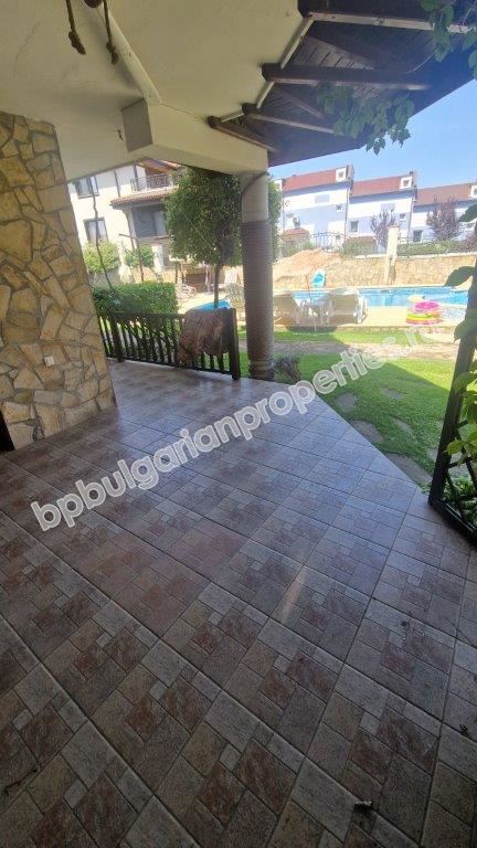 Къща с гледка море  в затворен комплекс в район Буджака, Созопол