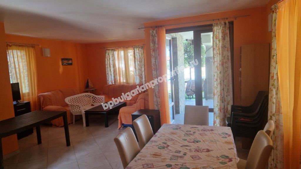 Къща с гледка море  в затворен комплекс в район Буджака, Созопол