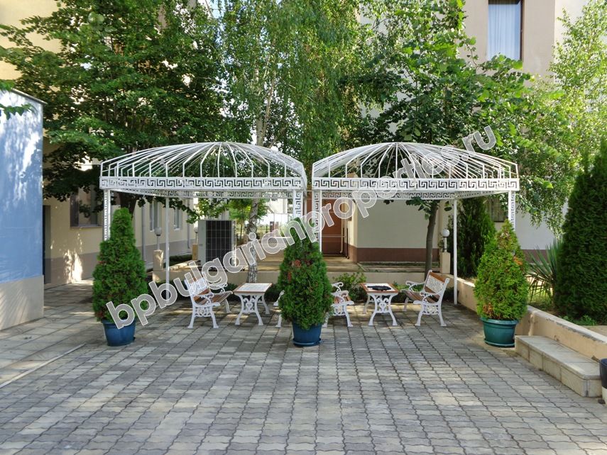 Обзаведен апартамент за продажба в СлънчевБряг