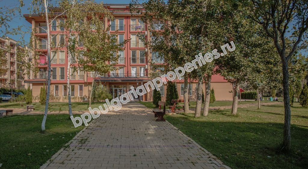 Стилни ваканционни апартаменти и много екстри комплекс Sunny View Central в Слънчев Бряг