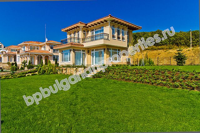 Луксозни къщи по поръчка в комплекс Sunset Villas, недалеч от к.к. Слънчев бряг