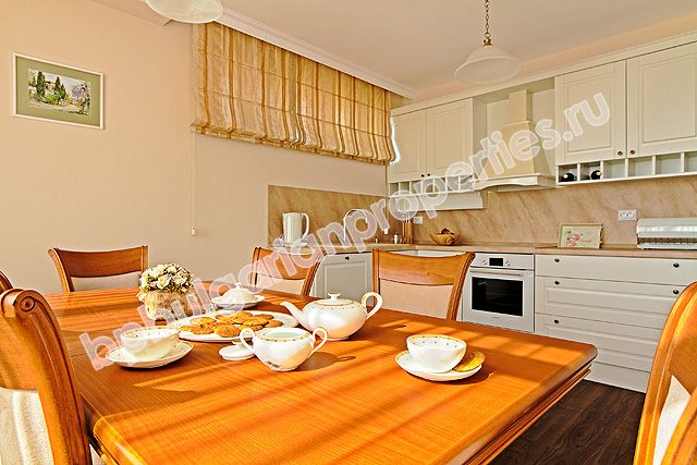 Луксозни къщи по поръчка в комплекс Sunset Villas, недалеч от к.к. Слънчев бряг