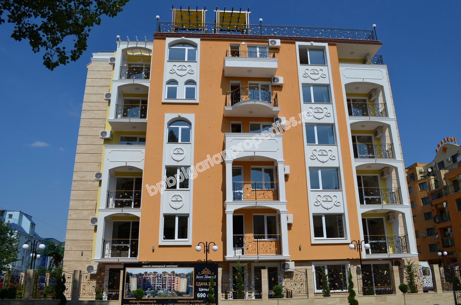 Луксозни мебелирани апартаменти за продажба в курорта Слънчев Бряг