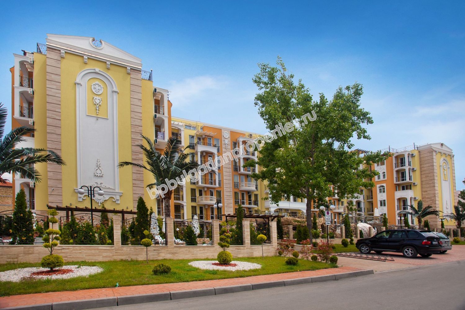 Луксозни мебелирани апартаменти за продажба в курорта Слънчев Бряг