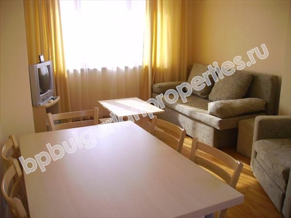 Продава луксозни апартаменти в центъра на курорта Слънчев Бряг