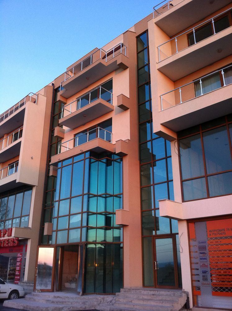 Луксозни студия за продаване в Слънчев Бряг