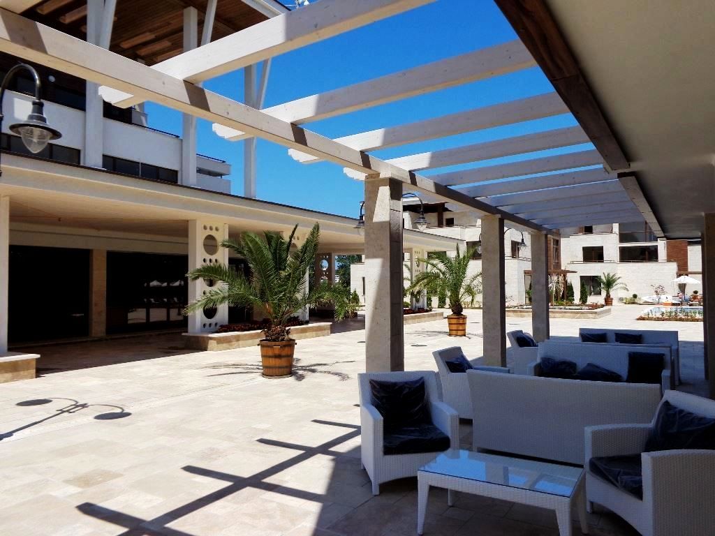 Луксозни апартаменти за продаване на първа линия море в Созопол