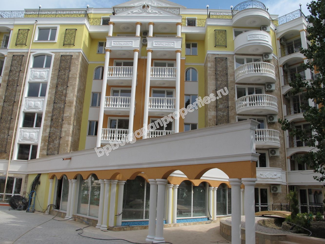 Луксозни апартаменти за продажба в курорта Слънчев Бряг Луксозни апартаменти за продажба в курорта Слънчев Бряг