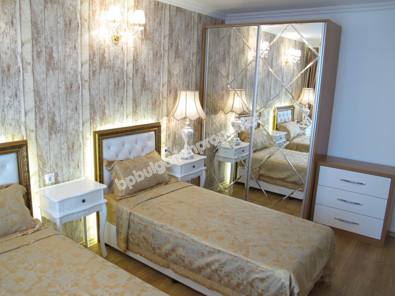 Луксозни апартаменти за продажба в курорта Слънчев Бряг