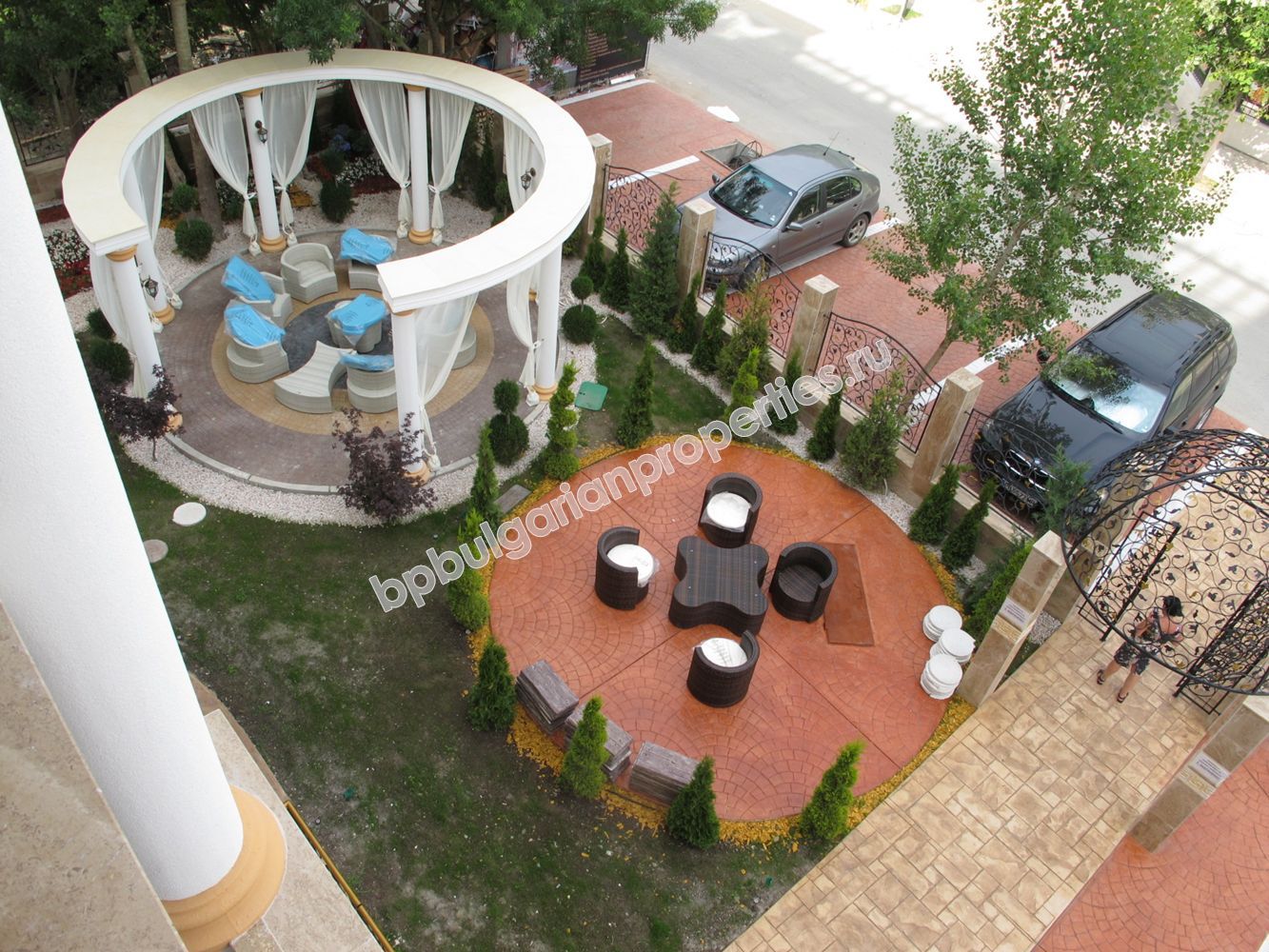 Луксозни апартаменти за продажба в курорта Слънчев Бряг