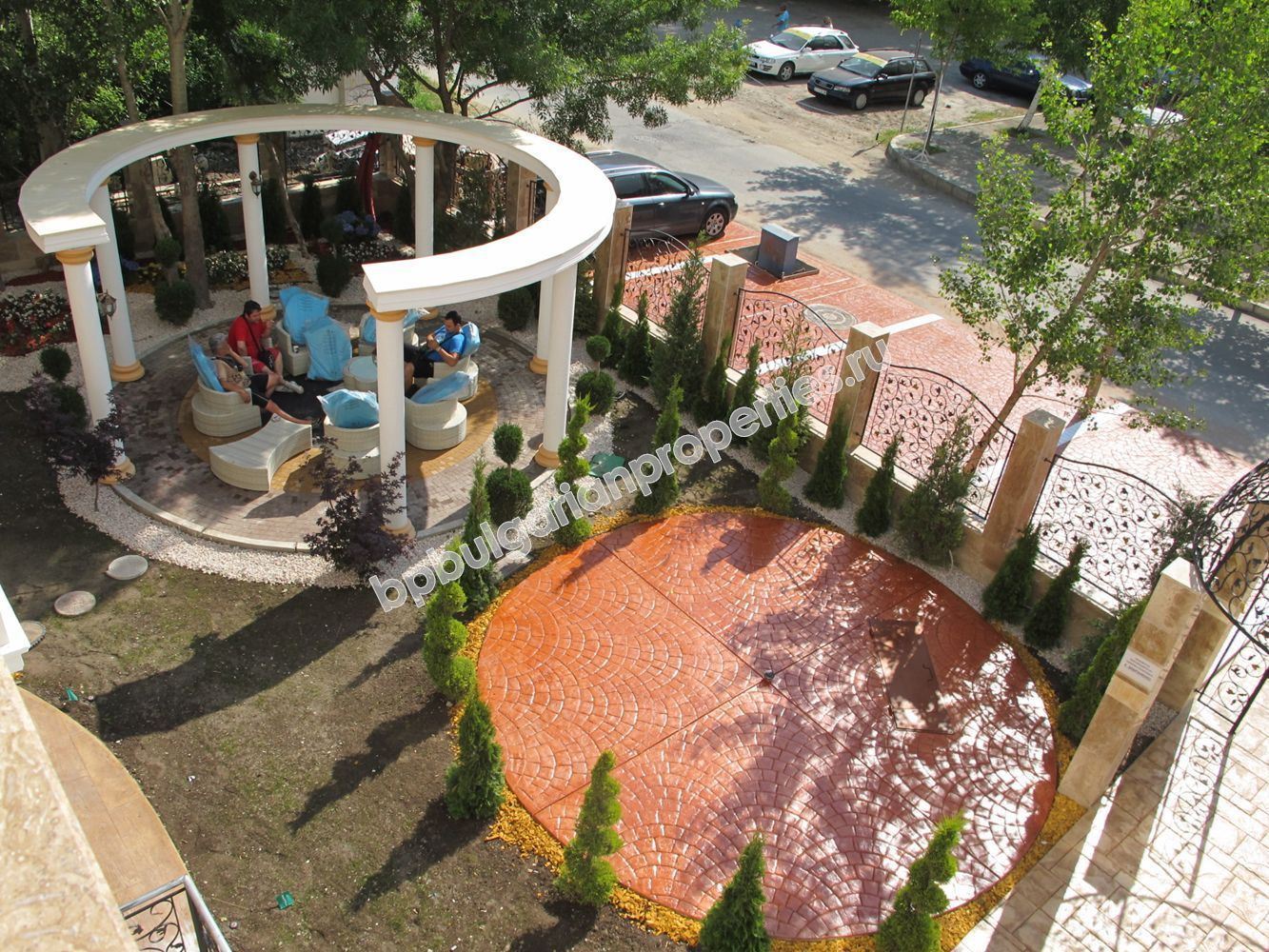 Луксозни апартаменти за продажба в курорта Слънчев Бряг