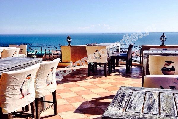 Хотел за продажба в Свети Влас