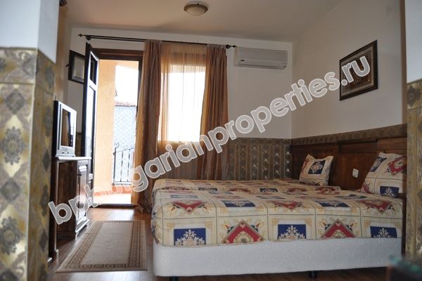 Хотел за продажба в Свети Влас