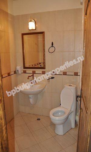 Хотел за продажба в Свети Влас