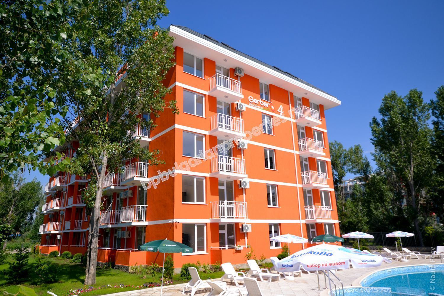 Ваканционни апартаменти за продажба в к.к. Слънчев Бряг