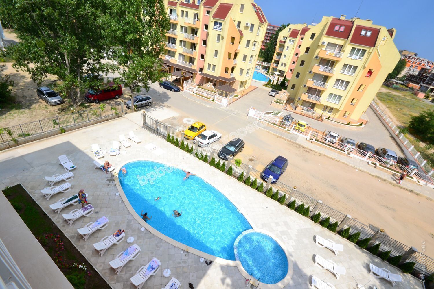 Ваканционни апартаменти за продажба в к.к. Слънчев Бряг