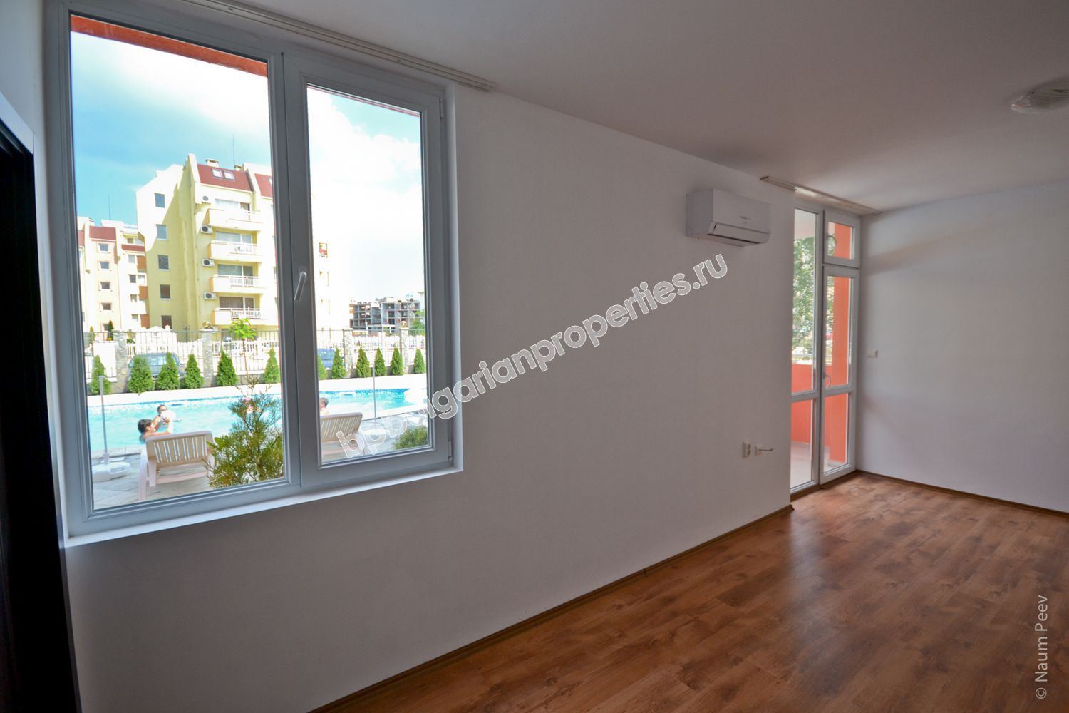 Ваканционни апартаменти за продажба в к.к. Слънчев Бряг