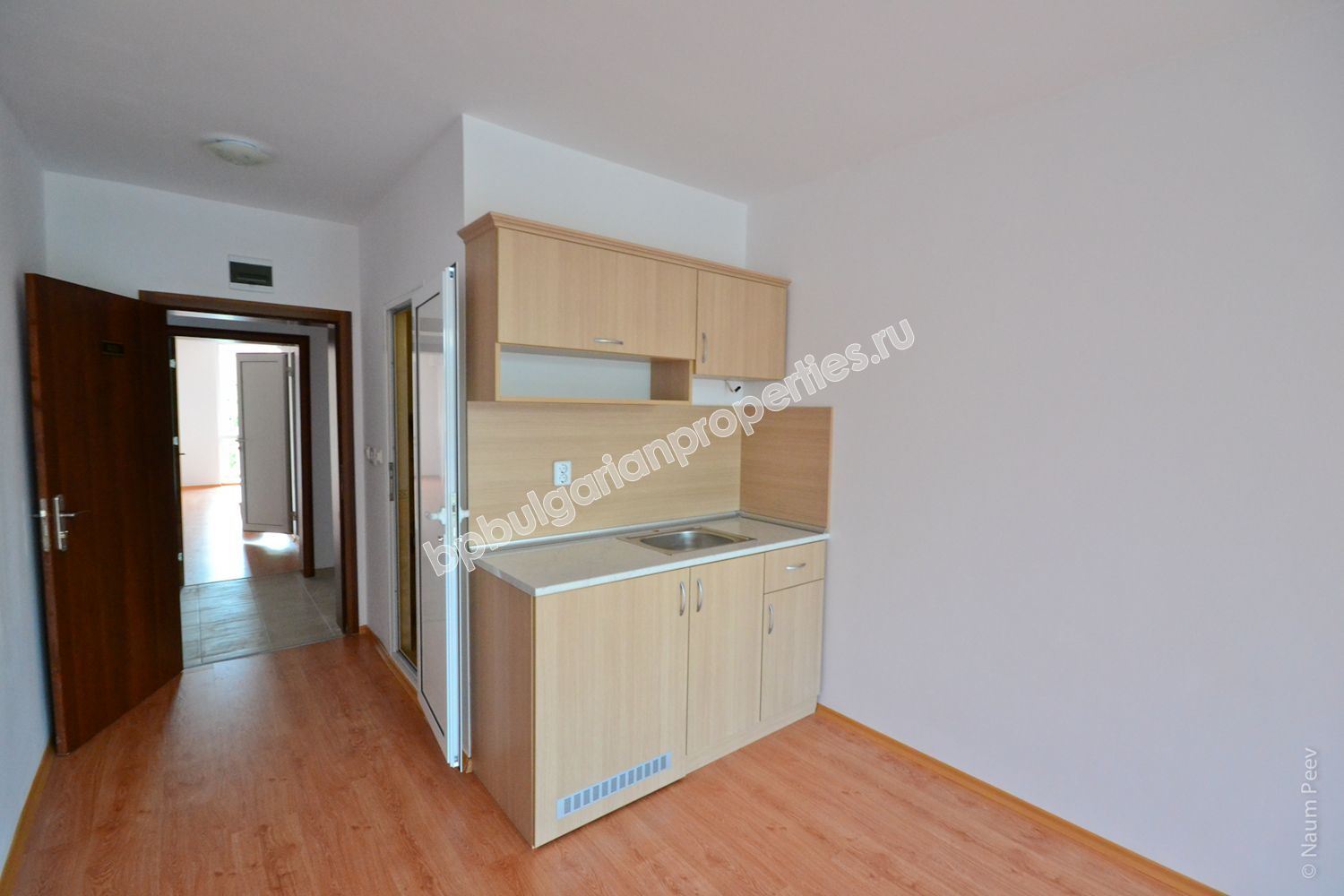 Ваканционни апартаменти за продажба в к.к. Слънчев Бряг