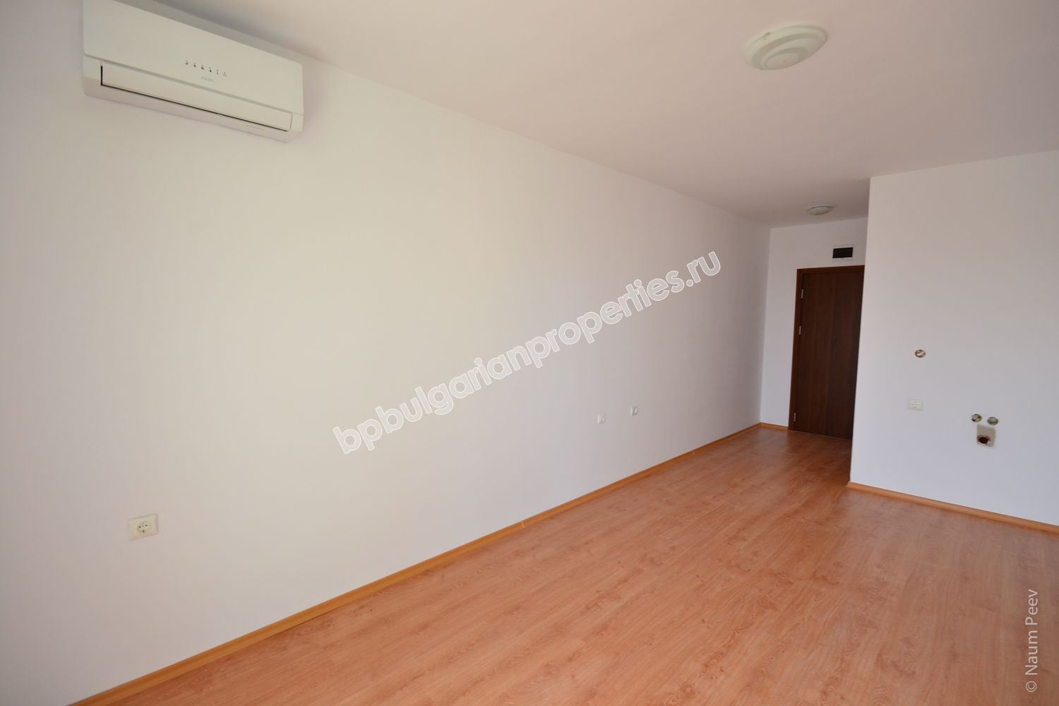 Ваканционни апартаменти за продажба в к.к. Слънчев Бряг