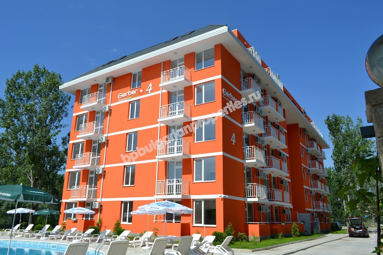 Ваканционни апартаменти за продажба в к.к. Слънчев Бряг