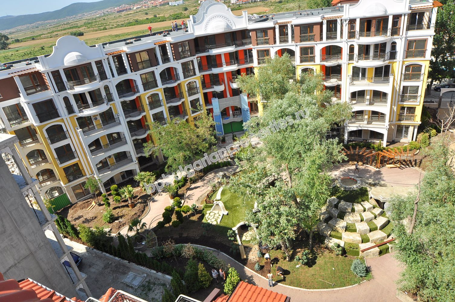 Луксозни апартаменти за продажба в к.к. Слънчев Бряг