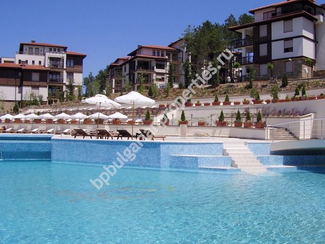 Луксозни апартаменти за продажба на първа линия е Созопол