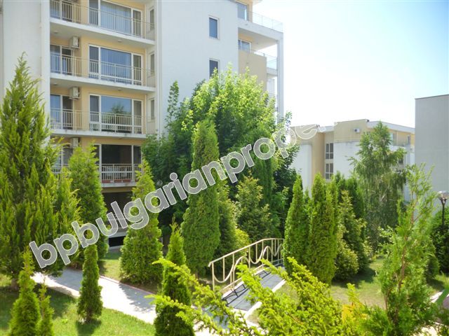 Едноспален апартамент за продажба в луксозен комплекс в Свети Влас