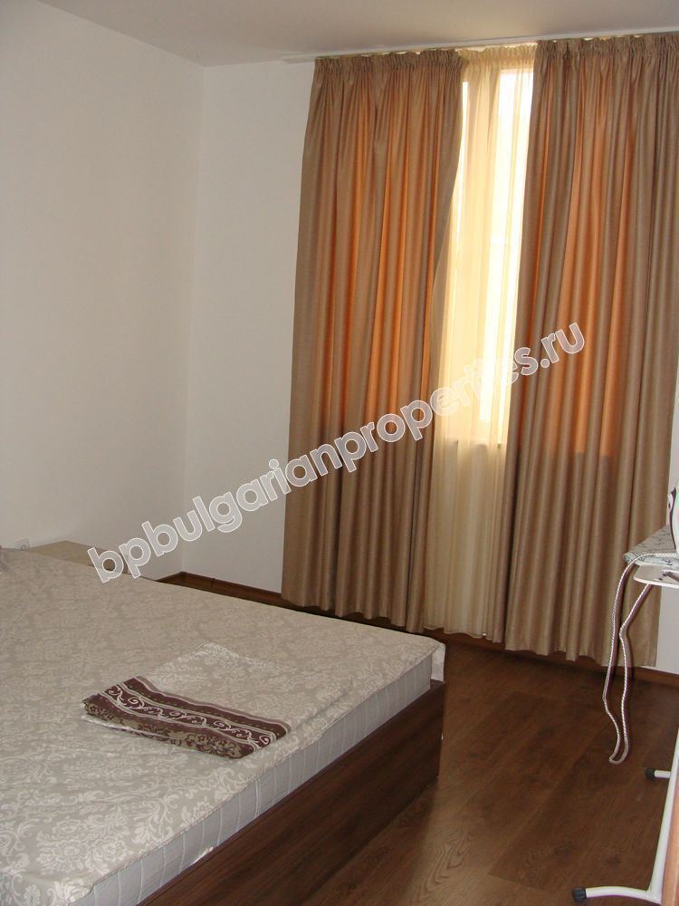 Луксозен едноспален апартамент за продажба в курорта Равда