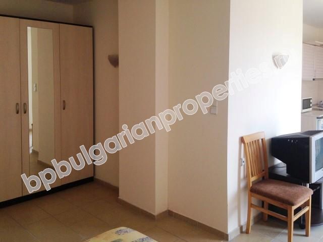 Голямо светло студио на първа линия море в Слънчев Бряг