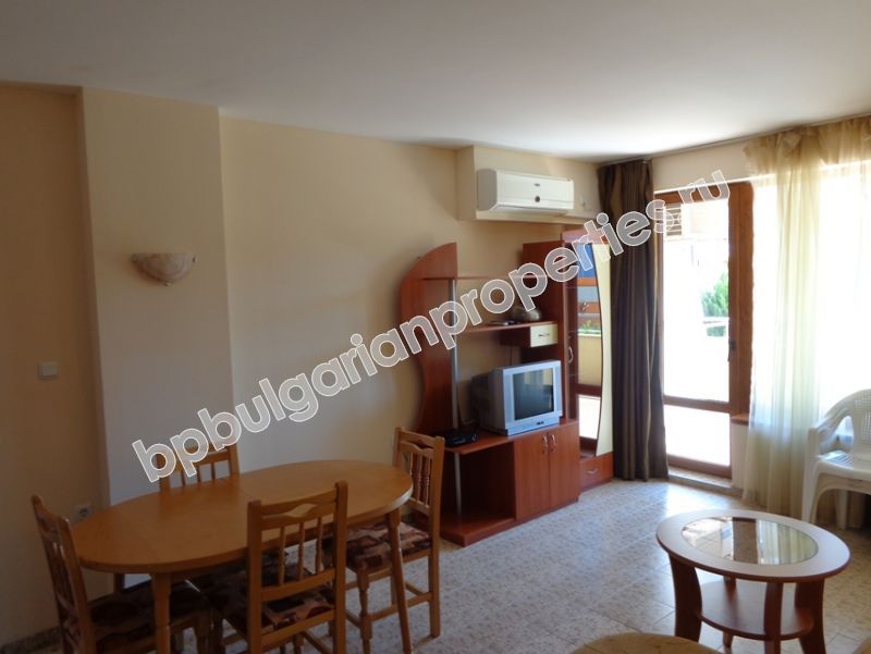 Апартамент с една спалня в комплекс от затворен тип в Слънчев Бряг