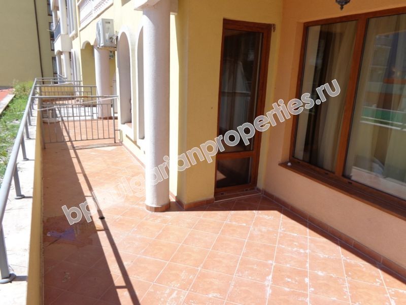 Апартамент с една спалня в комплекс от затворен тип в Слънчев Бряг