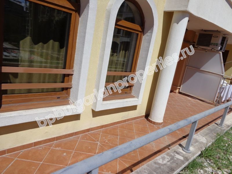 Апартамент с една спалня в комплекс от затворен тип в Слънчев Бряг