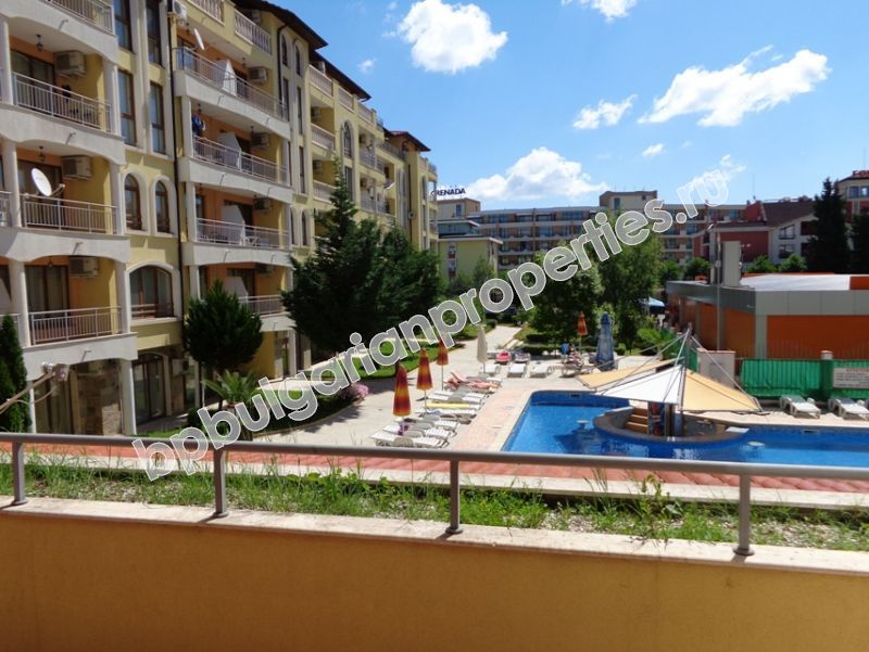 Апартамент с една спалня в комплекс от затворен тип в Слънчев Бряг