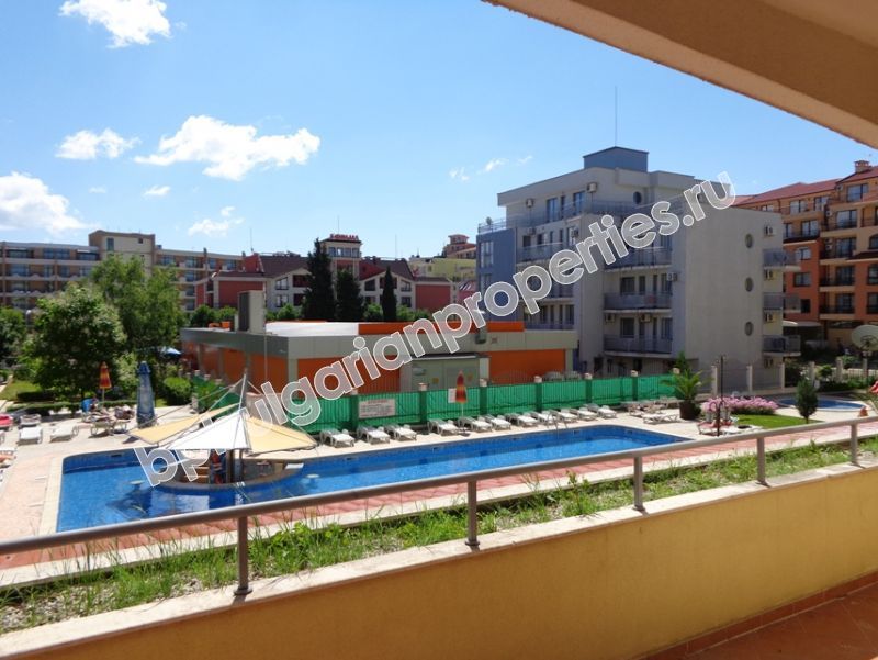 Апартамент с една спалня в комплекс от затворен тип в Слънчев Бряг