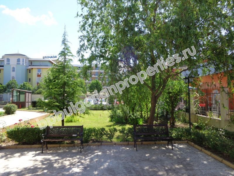 Апартамент с една спалня в комплекс от затворен тип в Слънчев Бряг