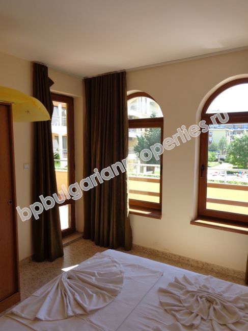 Апартамент с една спалня в комплекс от затворен тип в Слънчев Бряг