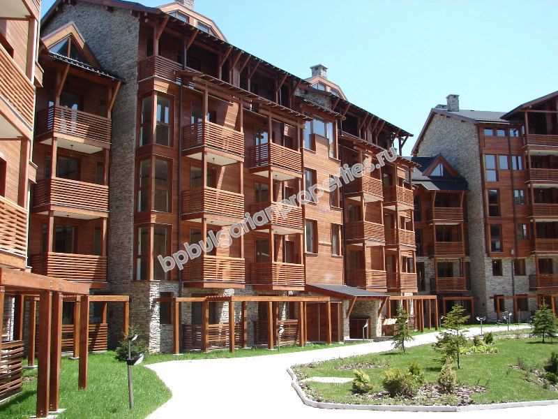 Луксозни мебелирани апартаменти за продажба в 5-звезден комплекс в Банско