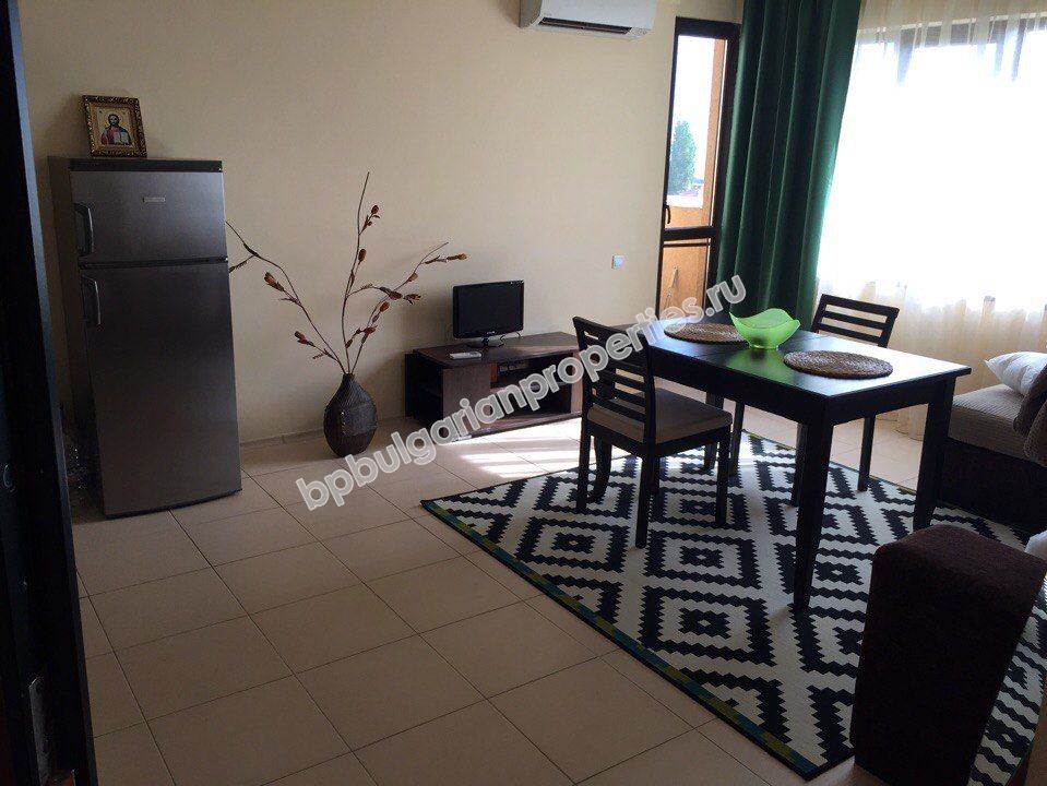 Обзаведен едноспален апартамент в гр. Бяла