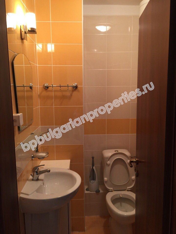 Обзаведен едноспален апартамент в гр. Бяла