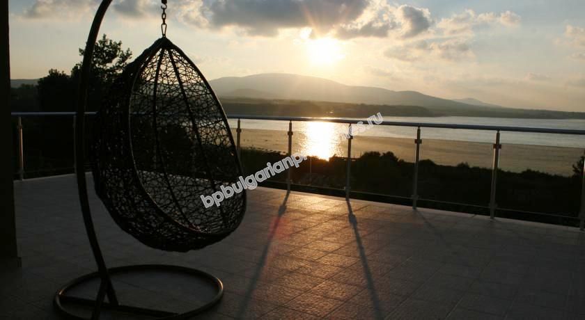 Луксозни апартаменти за продажба на първа линия море в Ахтопол Луксозни апартаменти за продажба на първа линия море в Ахтопол